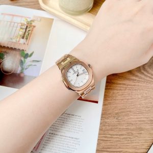 Carnival 8161L-VH-T – Đồng hồ nữ kính sapphire, dây da hoặc kim loại, thiết kế tinh tế, dễ phối đồ, phù hợp công sở & dạ tiệc.
